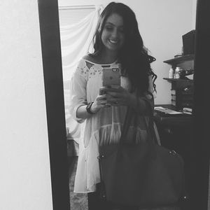 Meet your Posher, Danielle